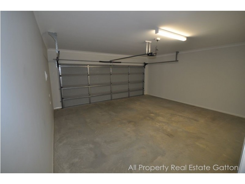 Unit 2 122 Railway Street, Gatton QLD 4343