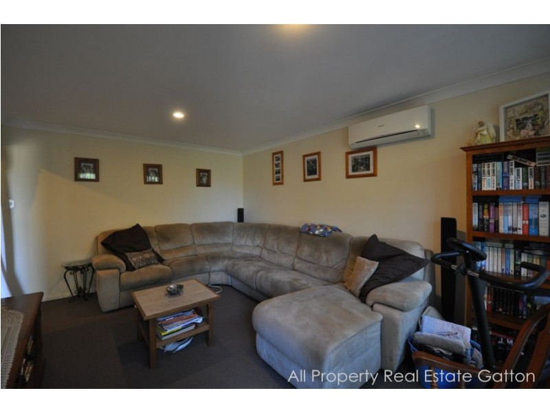 10 Samuel Court, Adare QLD 4343