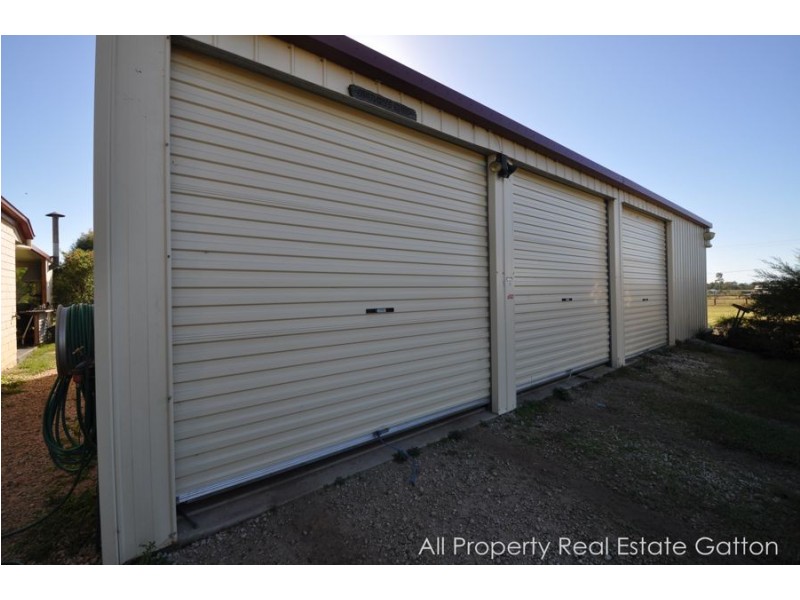 10 Samuel Court, Adare QLD 4343