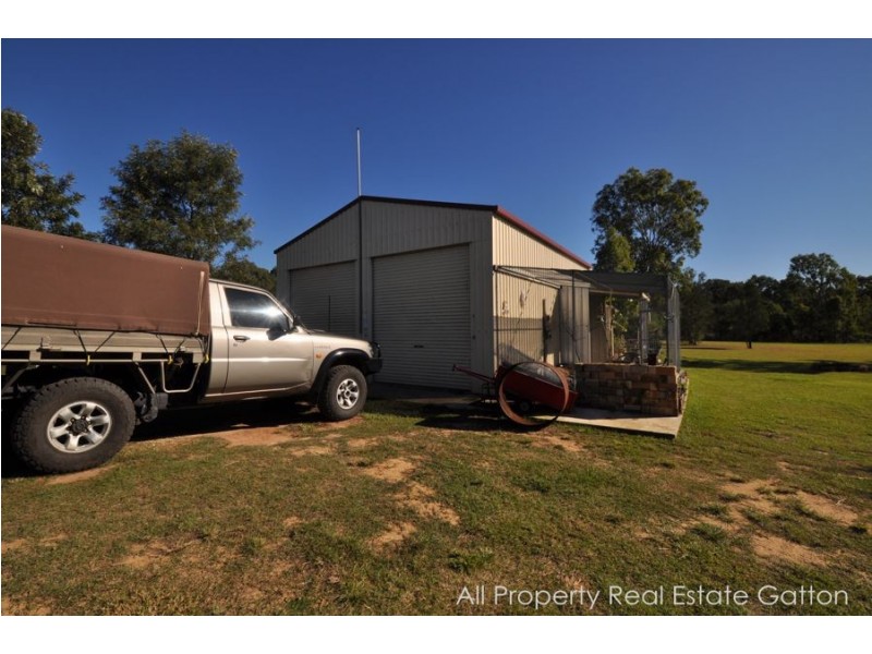 10 Samuel Court, Adare QLD 4343