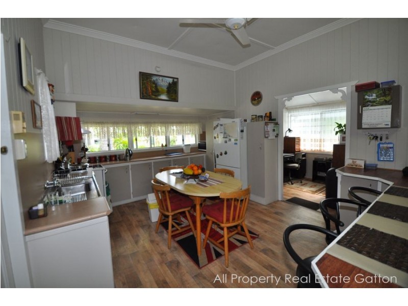 13 Whittle Street, Gatton QLD 4343