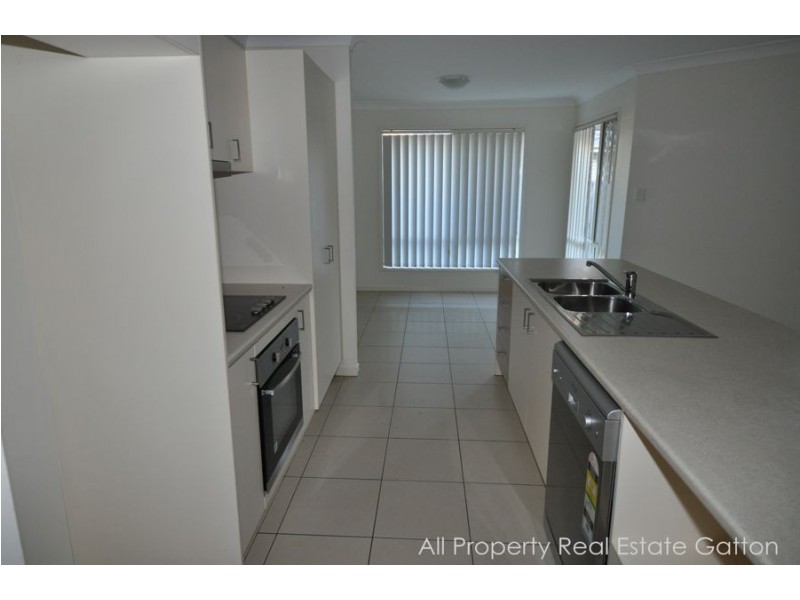 10 Durack Place, Laidley QLD 4341