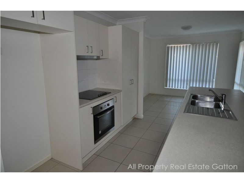 10 Durack Place, Laidley QLD 4341