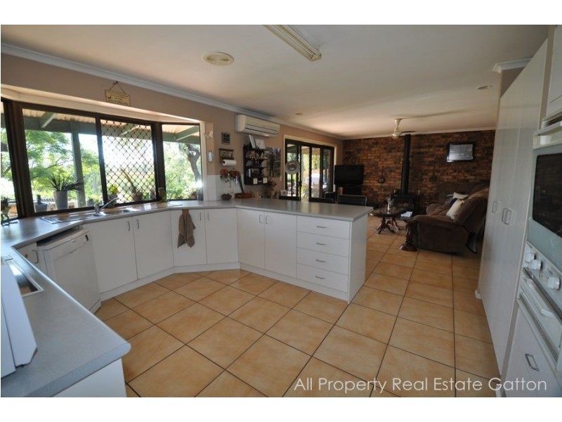 86 Edwards Road, Woodlands QLD 4343