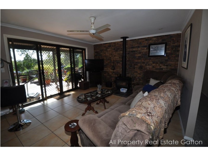 86 Edwards Road, Woodlands QLD 4343