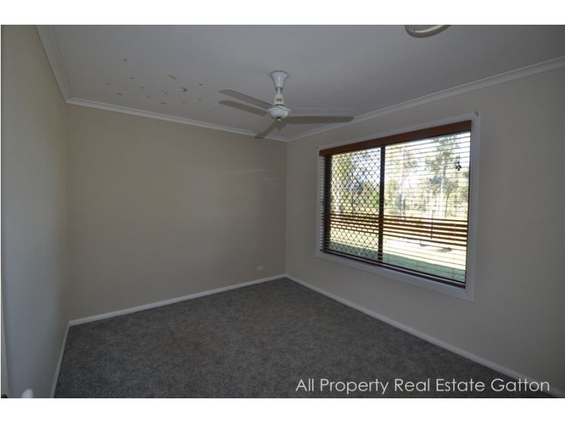 86 Edwards Road, Woodlands QLD 4343
