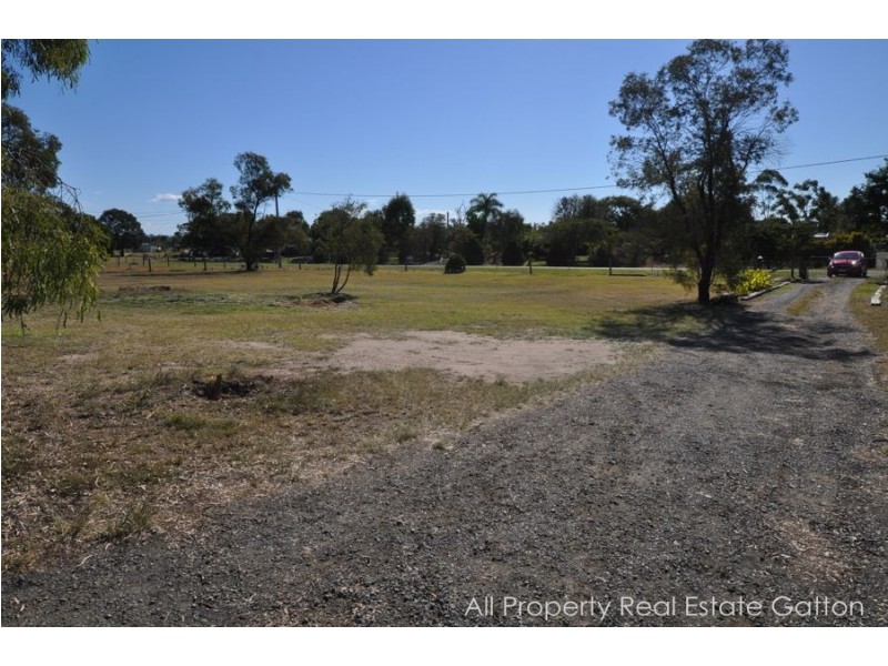 7 Tallowood Court, Brightview QLD 4311