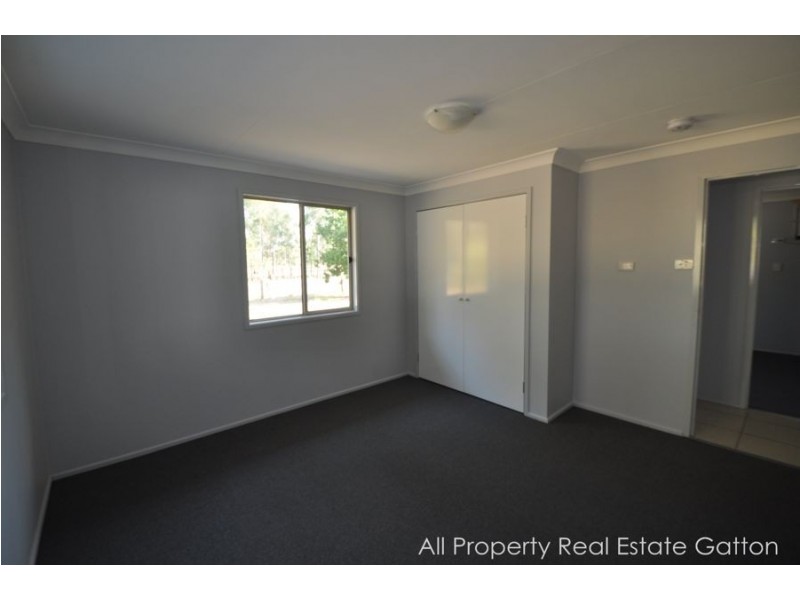 136 Millers Road, Spring Creek QLD 4343