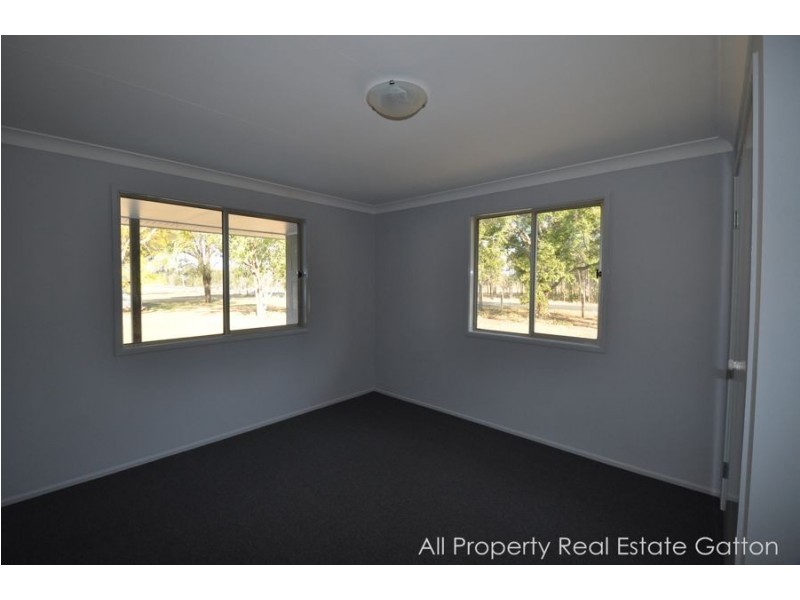 136 Millers Road, Spring Creek QLD 4343