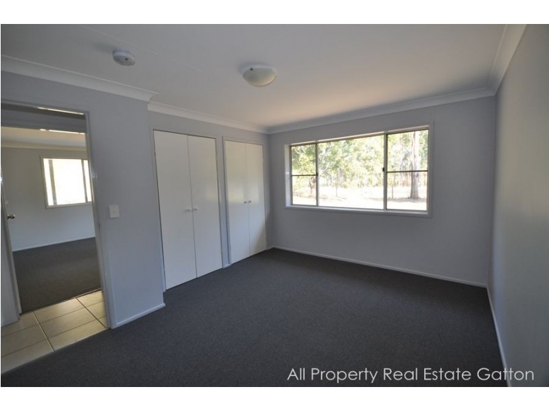 136 Millers Road, Spring Creek QLD 4343