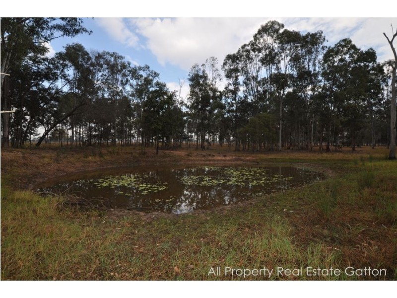 136 Millers Road, Spring Creek QLD 4343
