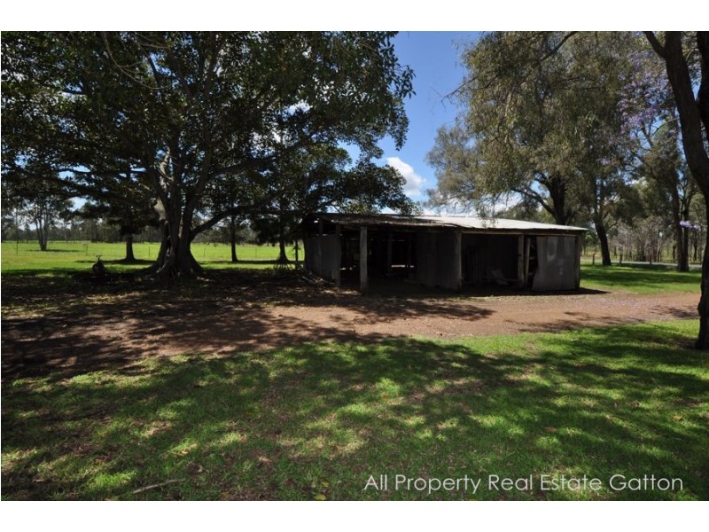 136 Millers Road, Spring Creek QLD 4343