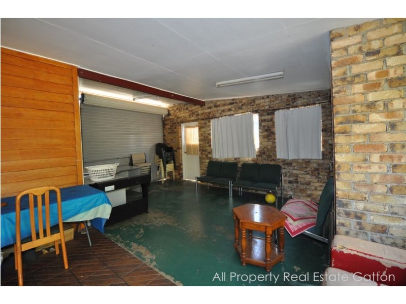 8 Whittle Street, Gatton QLD 4343