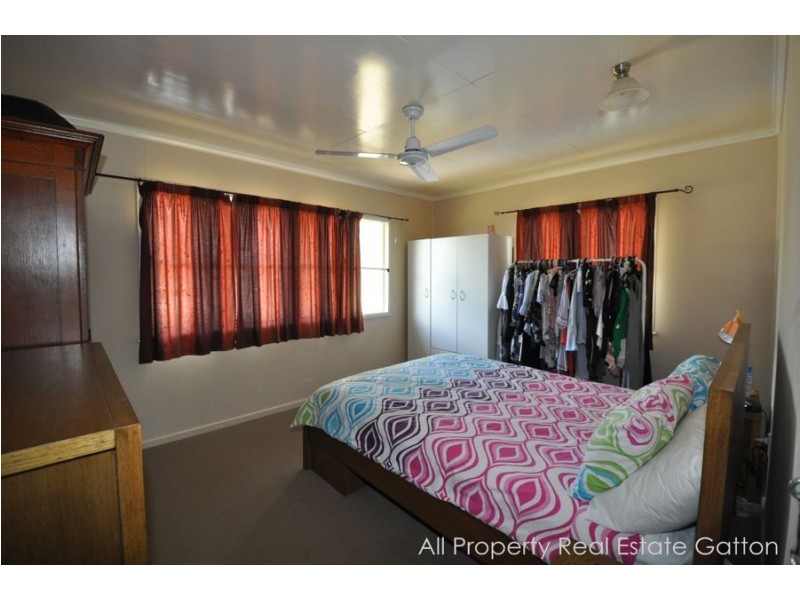 5 Hill Street, Gatton QLD 4343