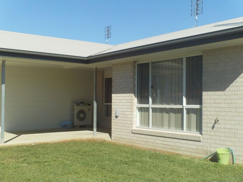 Unit 1 18 Hemdon Street, Gatton QLD 4343