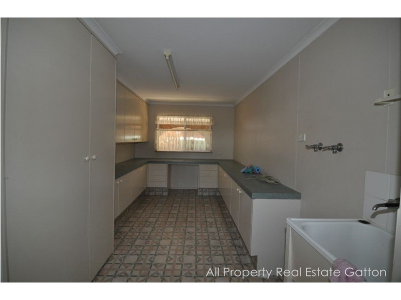40 Jensen Street, Gatton QLD 4343