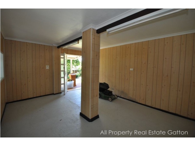 40 Jensen Street, Gatton QLD 4343