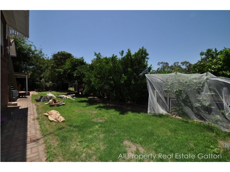 40 Jensen Street, Gatton QLD 4343