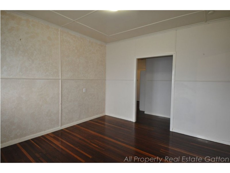 28 Fitzroy Street, Gatton QLD 4343