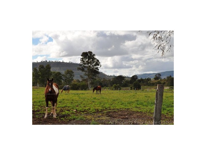 Mount Sylvia QLD 4343