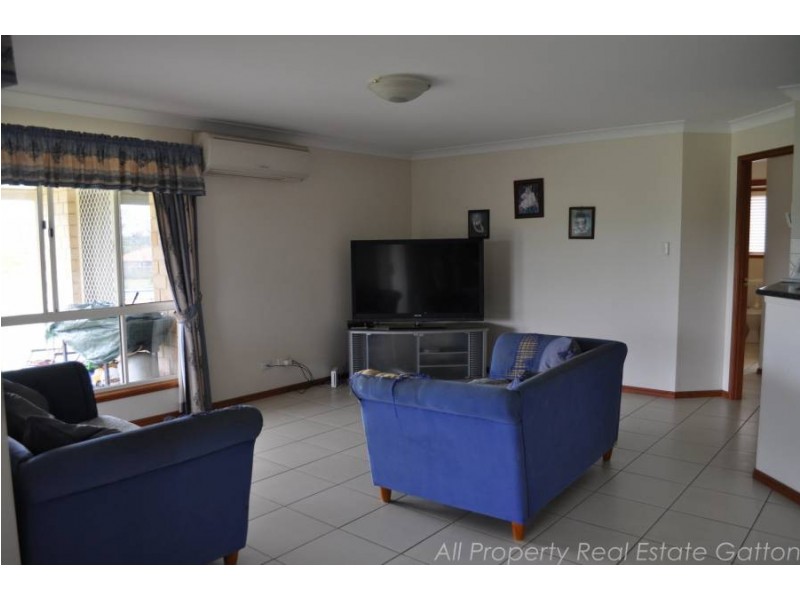 10 Tara Haven, Placid Hills QLD 4343