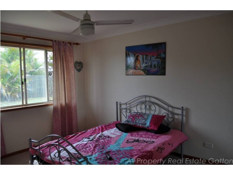 10 Tara Haven, Placid Hills QLD 4343
