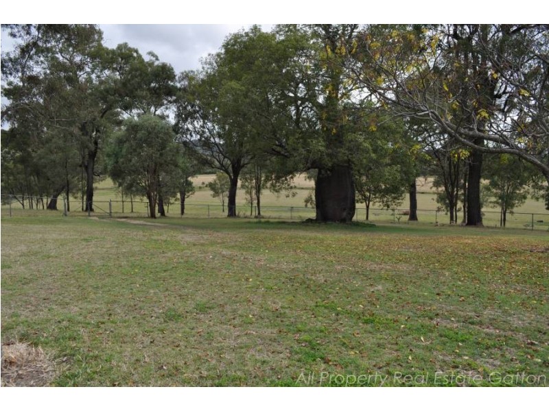 56 Laidley Creek West Road, Mulgowie QLD 4341