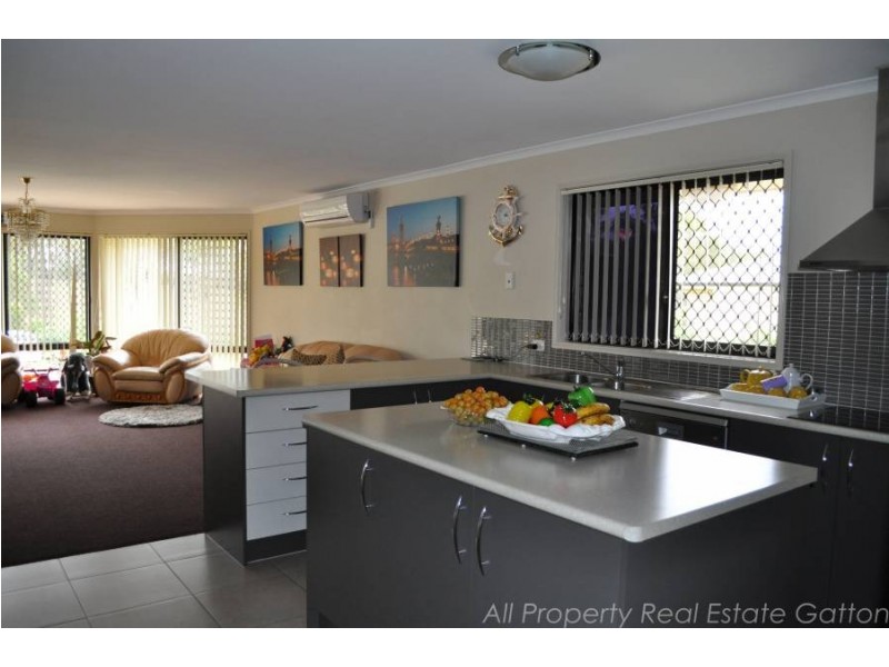 8 Spotted Gum Drive, Gatton QLD 4343