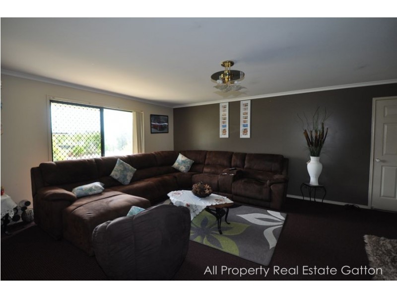 8 Spotted Gum Drive, Gatton QLD 4343