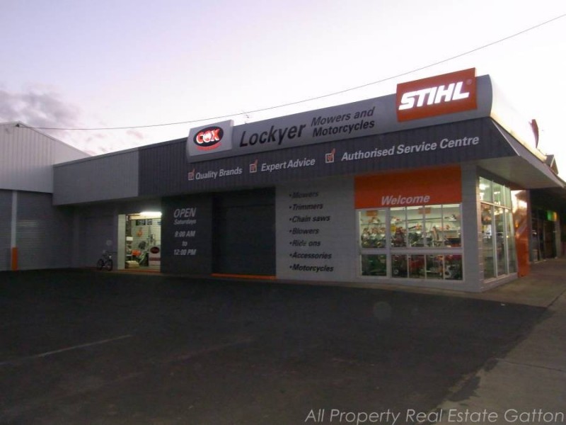 54 Crescent Street, Gatton QLD 4343