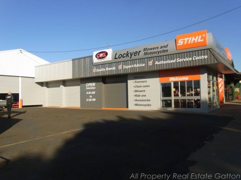 54 Crescent Street, Gatton QLD 4343