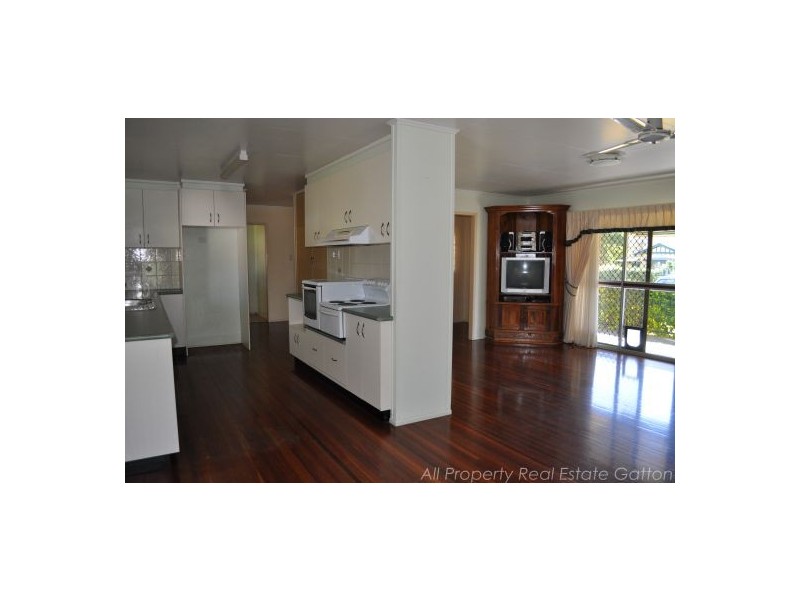 Mount Sylvia QLD 4343