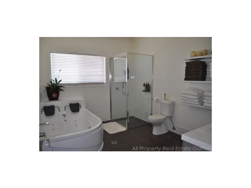 Adare QLD 4343