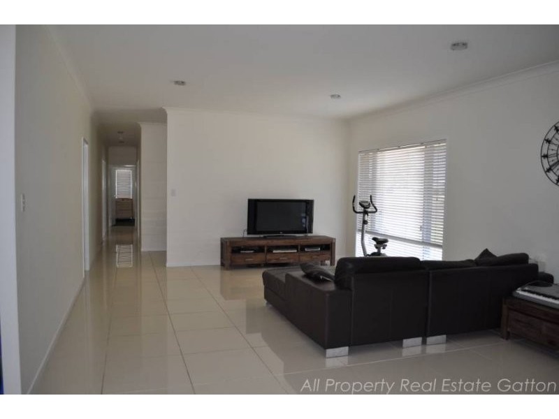 Adare QLD 4343