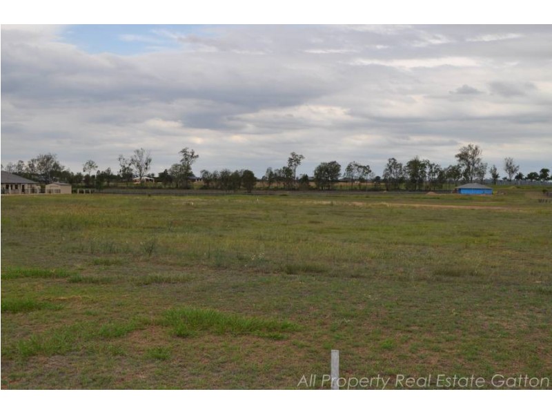 1 Placid Drive, Gatton QLD 4343
