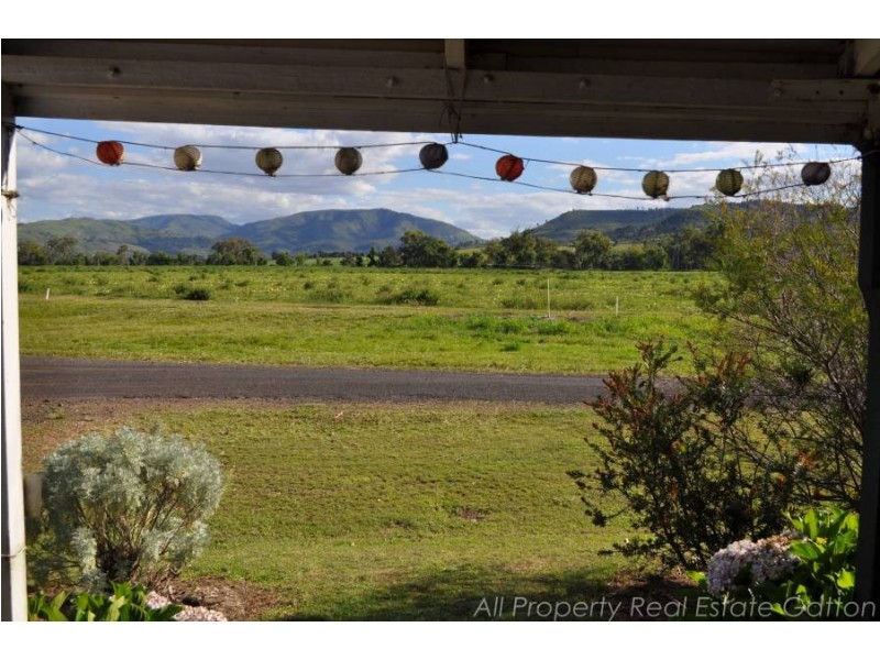 989 Mount Sylvia Road, Caffey QLD 4343