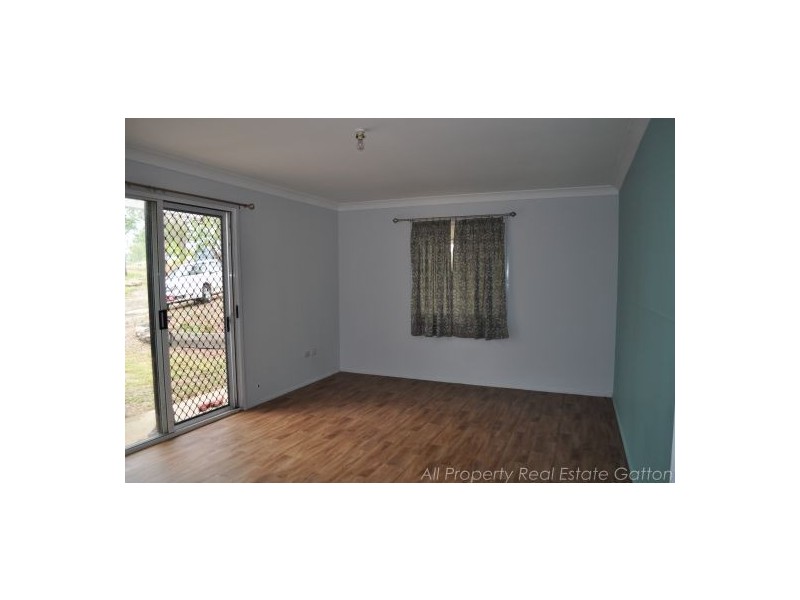 3 Kingfisher Court, Regency Downs QLD 4341