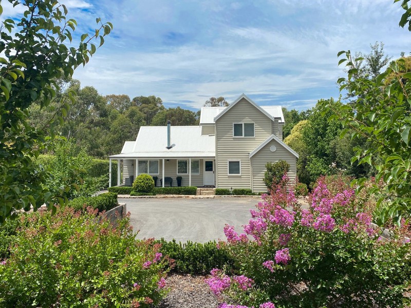 32 Isaacs Avenue, Yackandandah VIC 3749