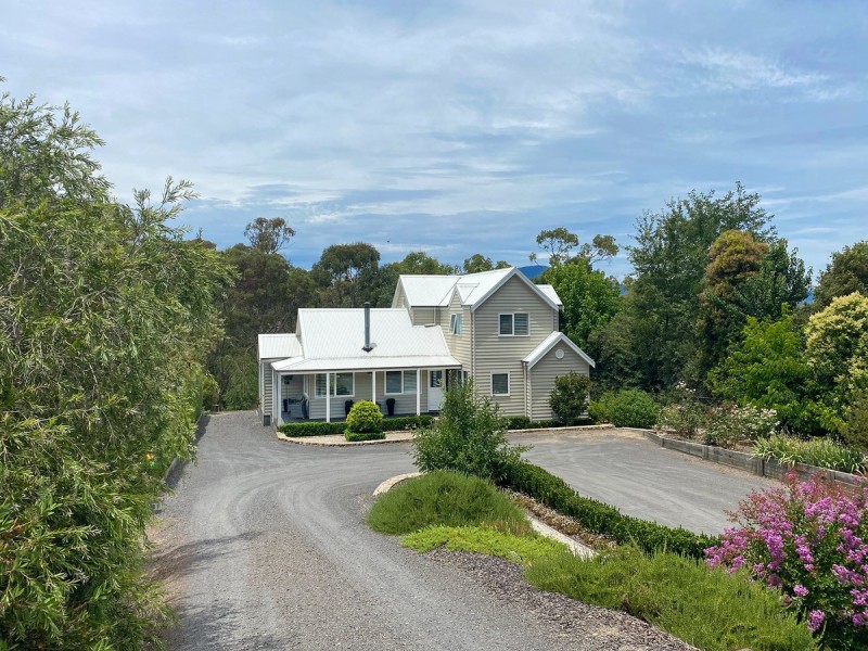 32 Isaacs Avenue, Yackandandah VIC 3749