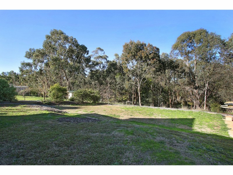 32 Isaacs Avenue, Yackandandah VIC 3749