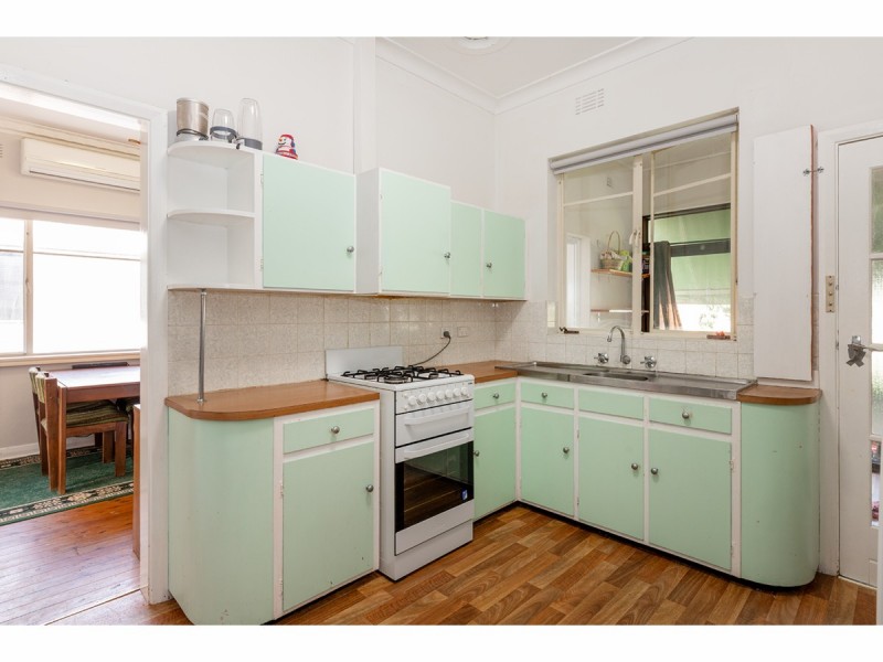 871 St James Crescent, North Albury NSW 2640