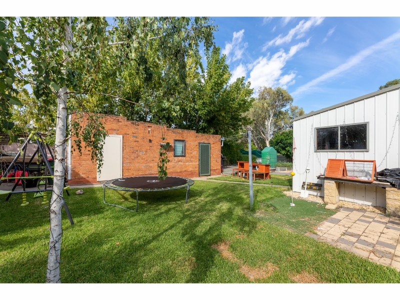 871 St James Crescent, North Albury NSW 2640