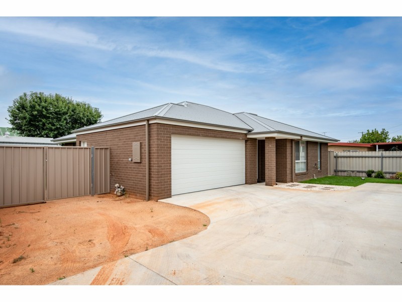 520 Kotthoff Street, Lavington NSW 2641