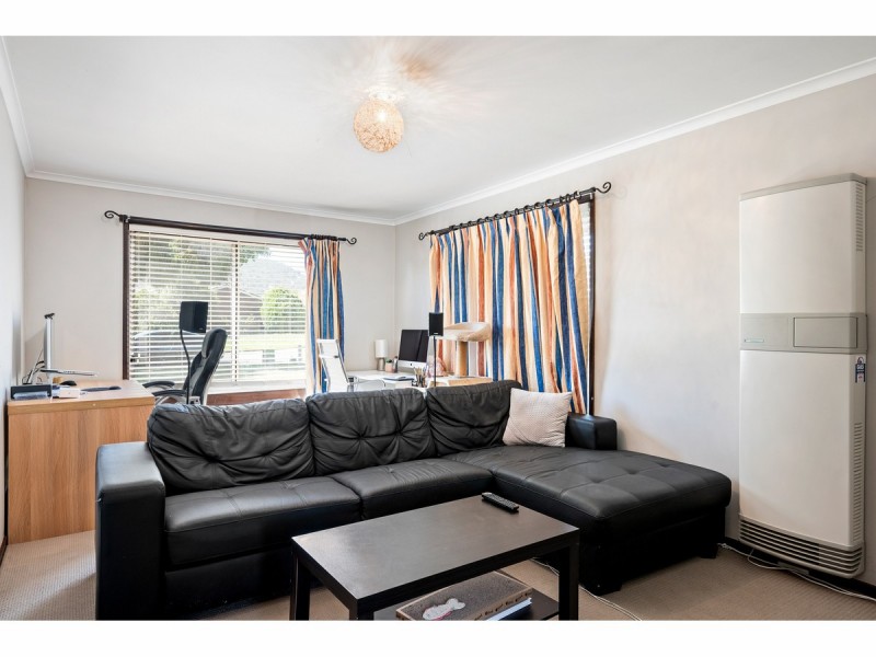42 McMaster Avenue, Lavington NSW 2641