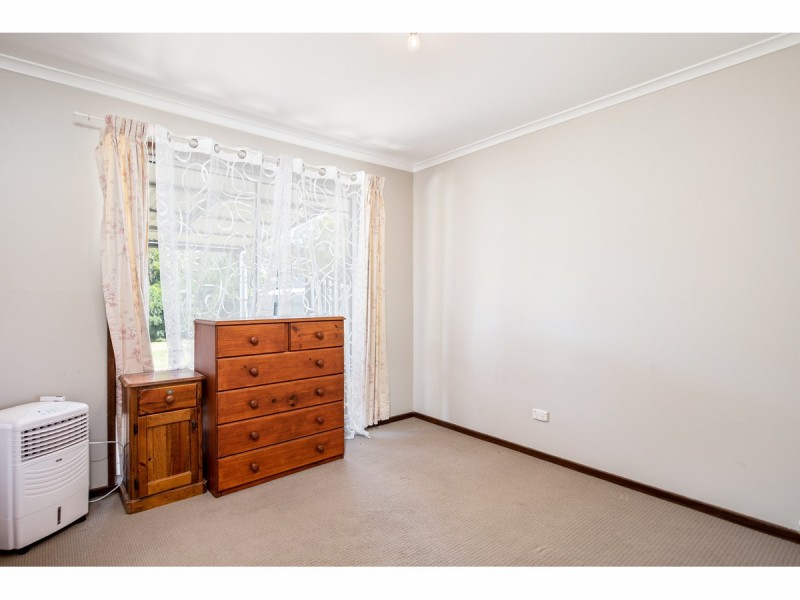 42 McMaster Avenue, Lavington NSW 2641