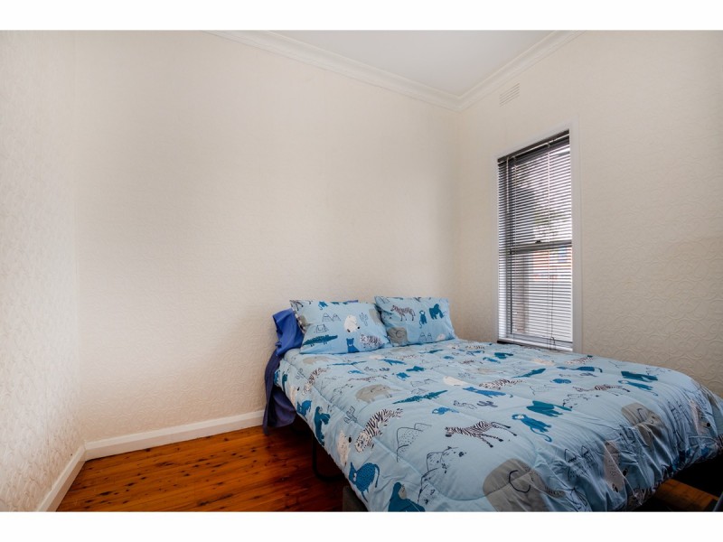 1/393 Griffith Road, Lavington NSW 2641