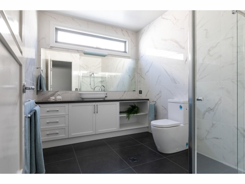 37 Elmwood Circuit, Wodonga VIC 3690