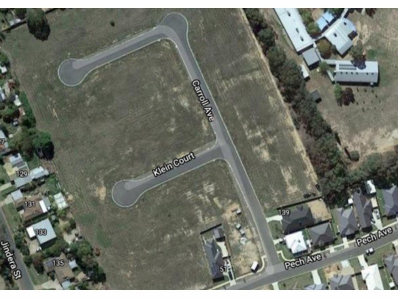 8 Carroll Avenue, Jindera NSW 2642