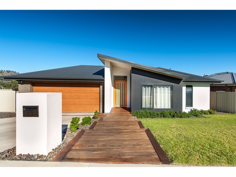 13 Anglesey Street, Wodonga VIC 3690