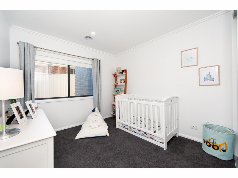 13 Anglesey Street, Wodonga VIC 3690